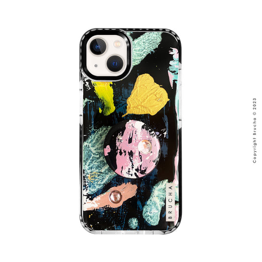 Set de funda ultra protectora, holder match y mica vidrio templado, pintada a mano con brillos Edición Limitada para iPhone 13 - Trebolado